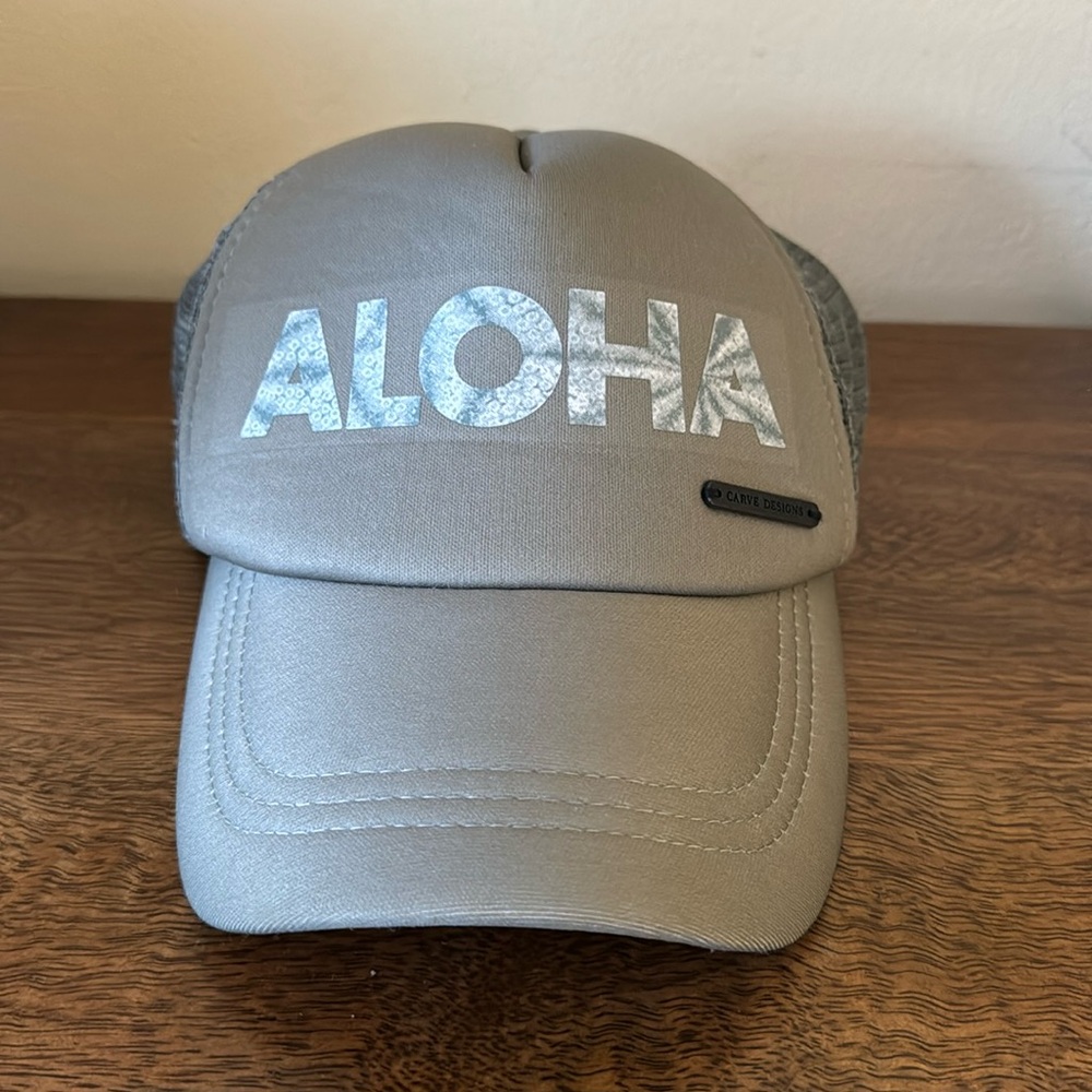 Carve Designs Sportswear Live Aloha Olive Green Gray Hawaii Trucker Baseball Hat